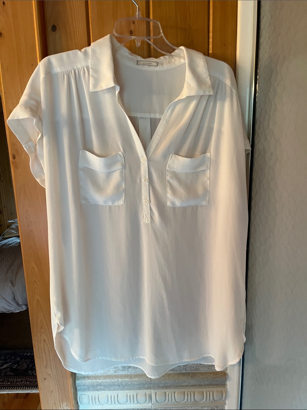 PLEIONE White Short-Sleeve Pocket Blouse - Women's Top